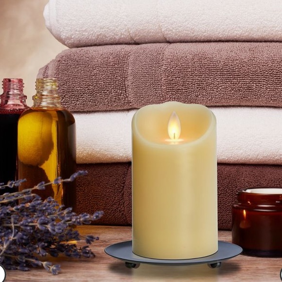 Threshold Other - Threshold LED real wax pillar candle 5x3 NWT